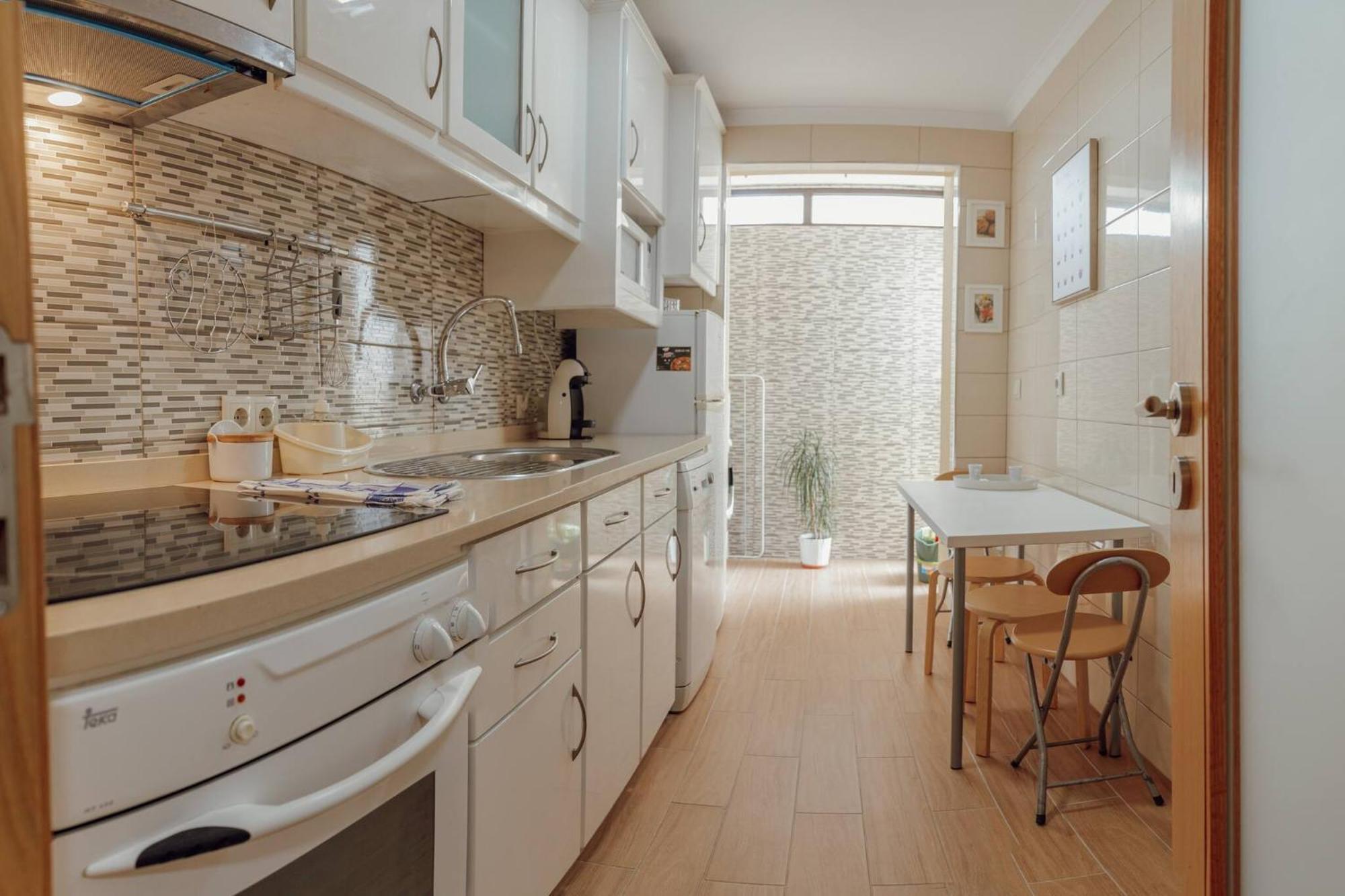 Bright Apartment By Hosty Порто Екстериор снимка