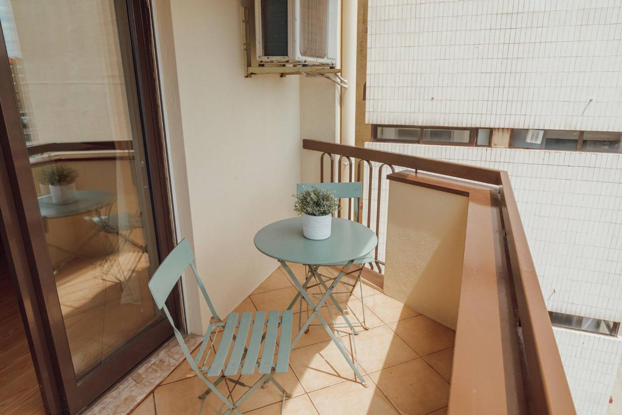 Bright Apartment By Hosty Порто Екстериор снимка